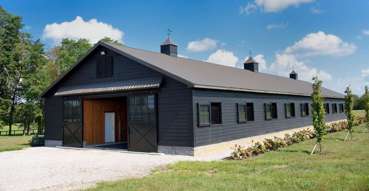 The barn lane at Kismet Farms